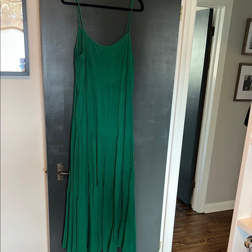 Elegant Green Maxi Dress